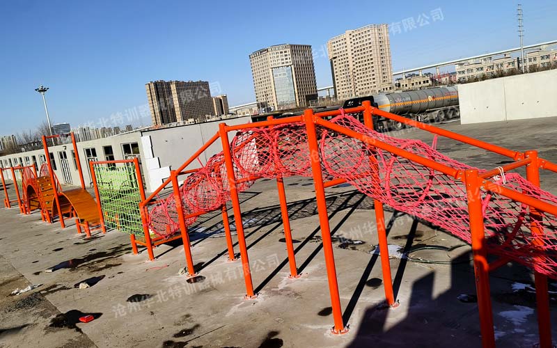 ���ɹ�ĳ��չ�������߳���·��չ�豸˳���깤��